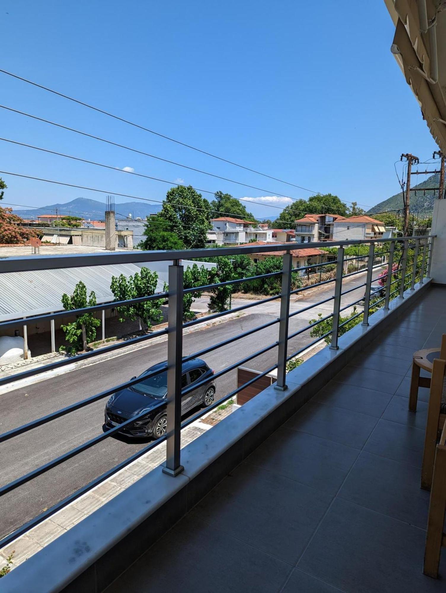Samaras Apartments In Kamena Vourla Esterno foto