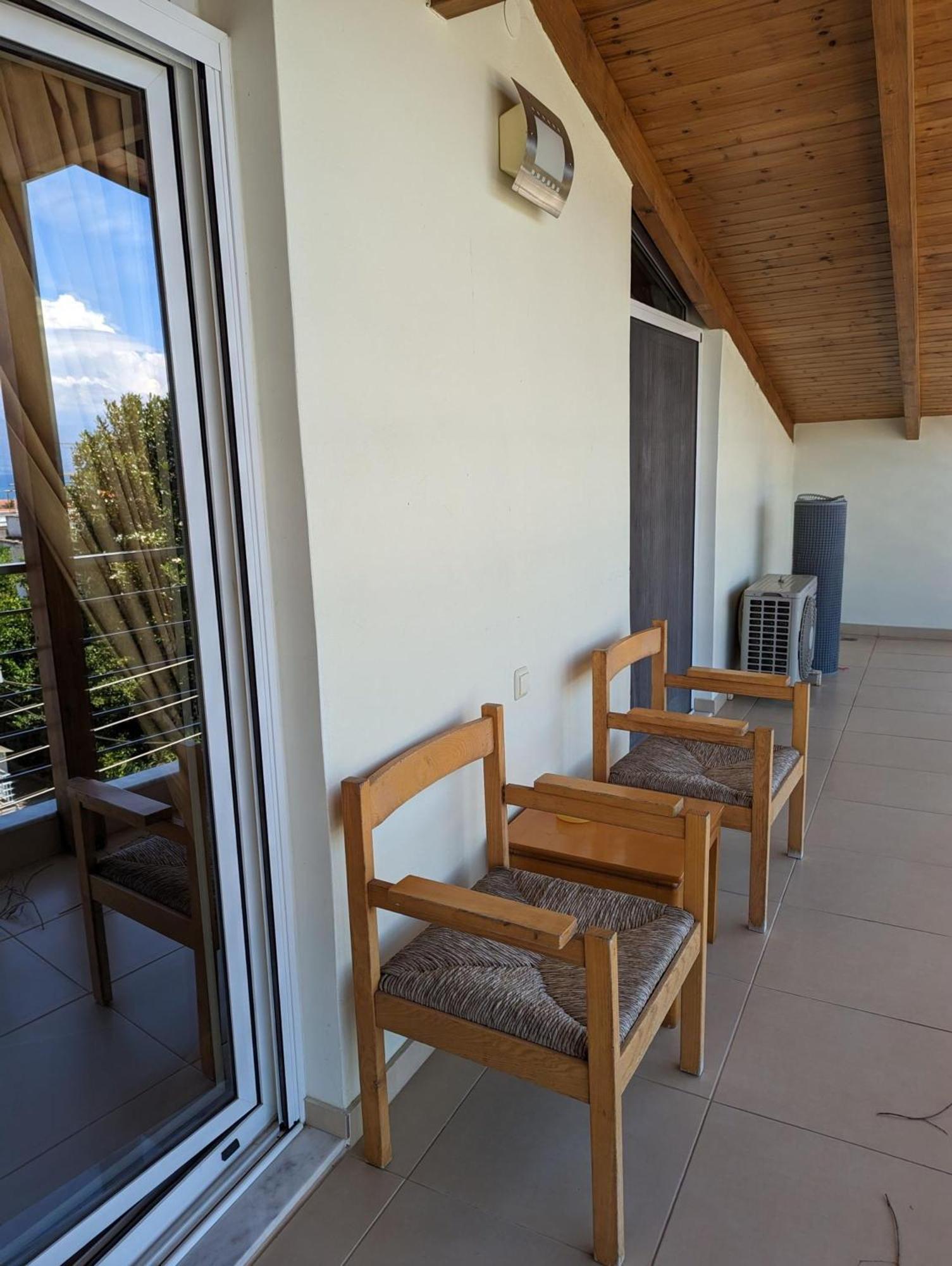 Samaras Apartments In Kamena Vourla Esterno foto