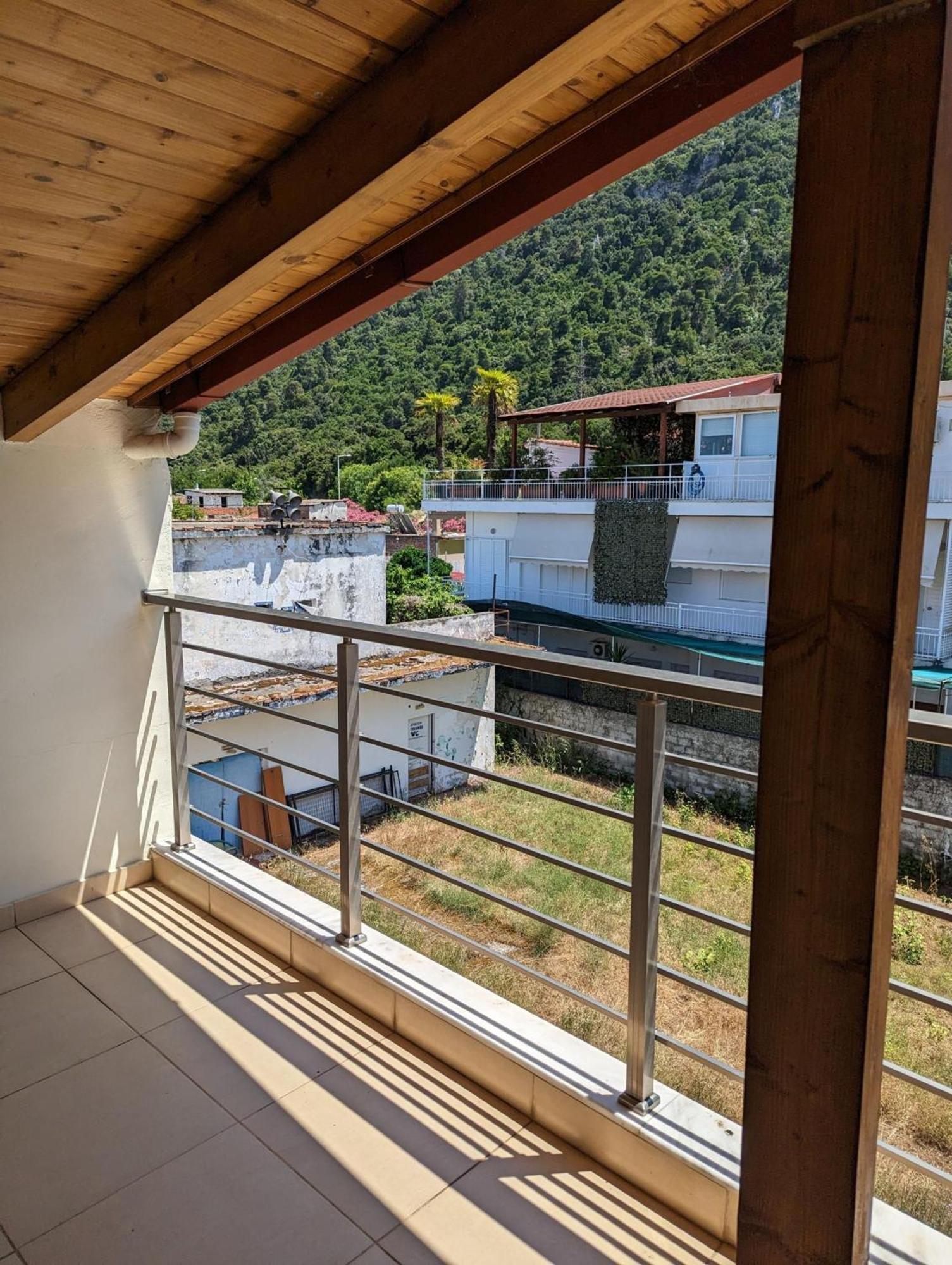 Samaras Apartments In Kamena Vourla Esterno foto